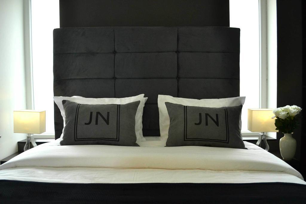 Jn Boutique Apartments Bukarest Szoba fotó