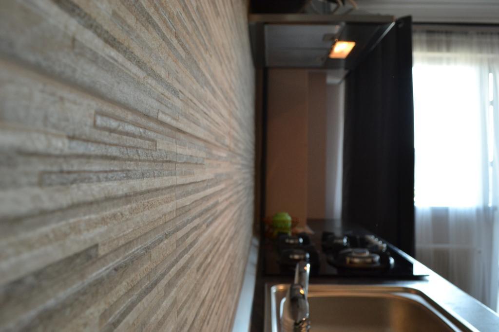 Jn Boutique Apartments Bukarest Kültér fotó